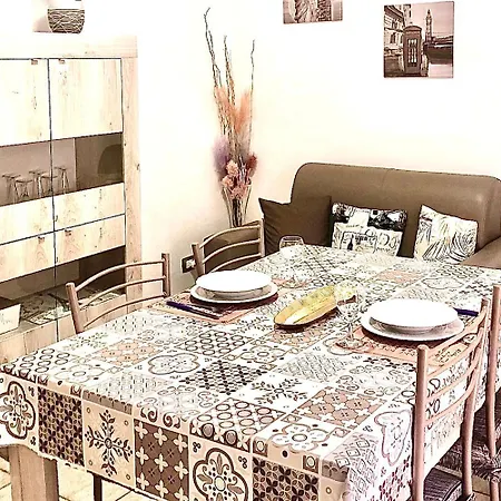 La Maison De Famille * Όλμπια